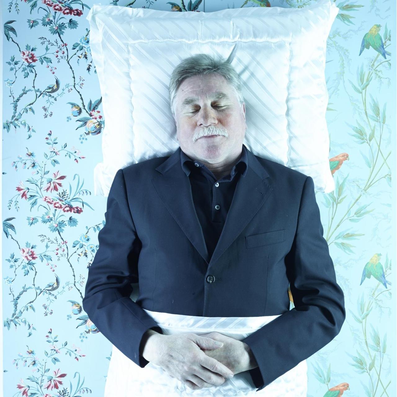 Hans Moosbrugger als Teil der Ausstellung "Im letzten Hemd" Hans Moosbrugger als Teil der Ausstellung "Im letzten Hemd"