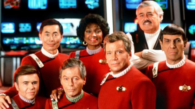 Die Crew des "Raumschiffes Enterprise" in dem Film "Star Trek VI", (l-r) Walter Koenig, George Takei, DeForest Kelley, Nichelle Nichols, William Shatner, James Doohan und Leonard Nimoy.