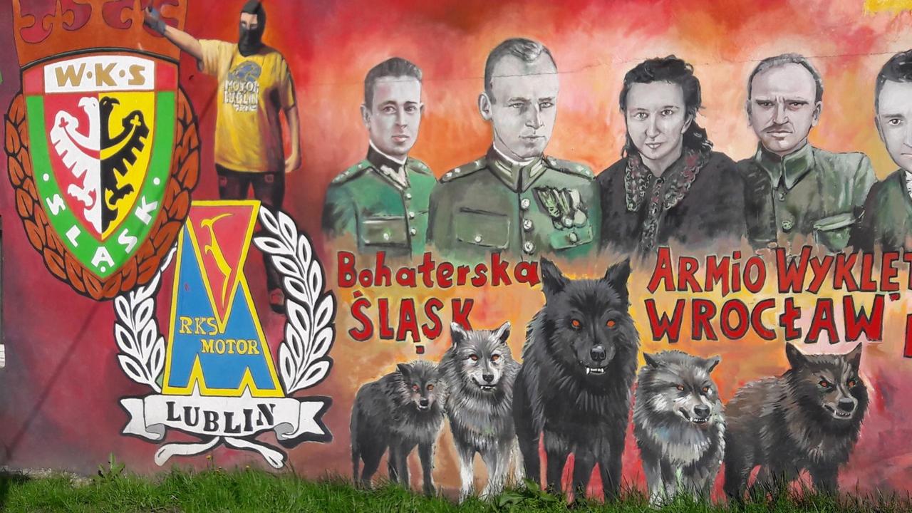 Graffiti mit verfemten Soldaten. Graffiti mit verfemten Soldaten.
