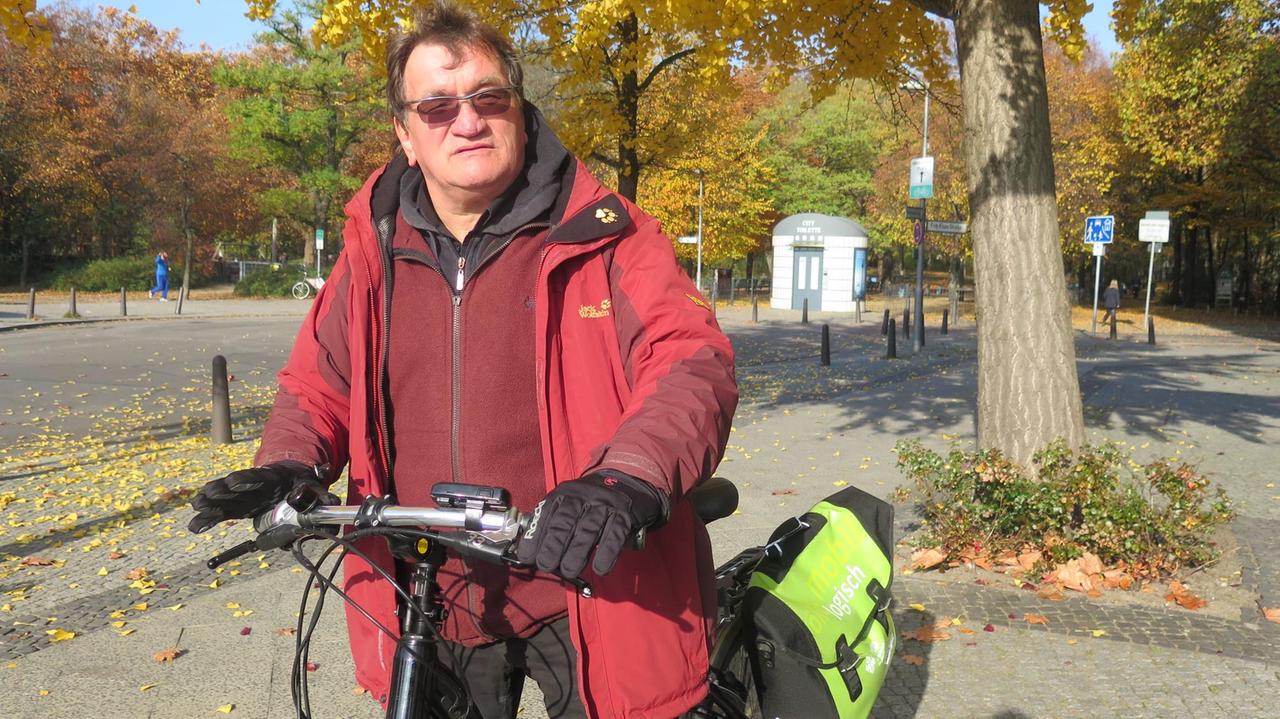 Gerd Lottsiepen auf seinem E-Bike