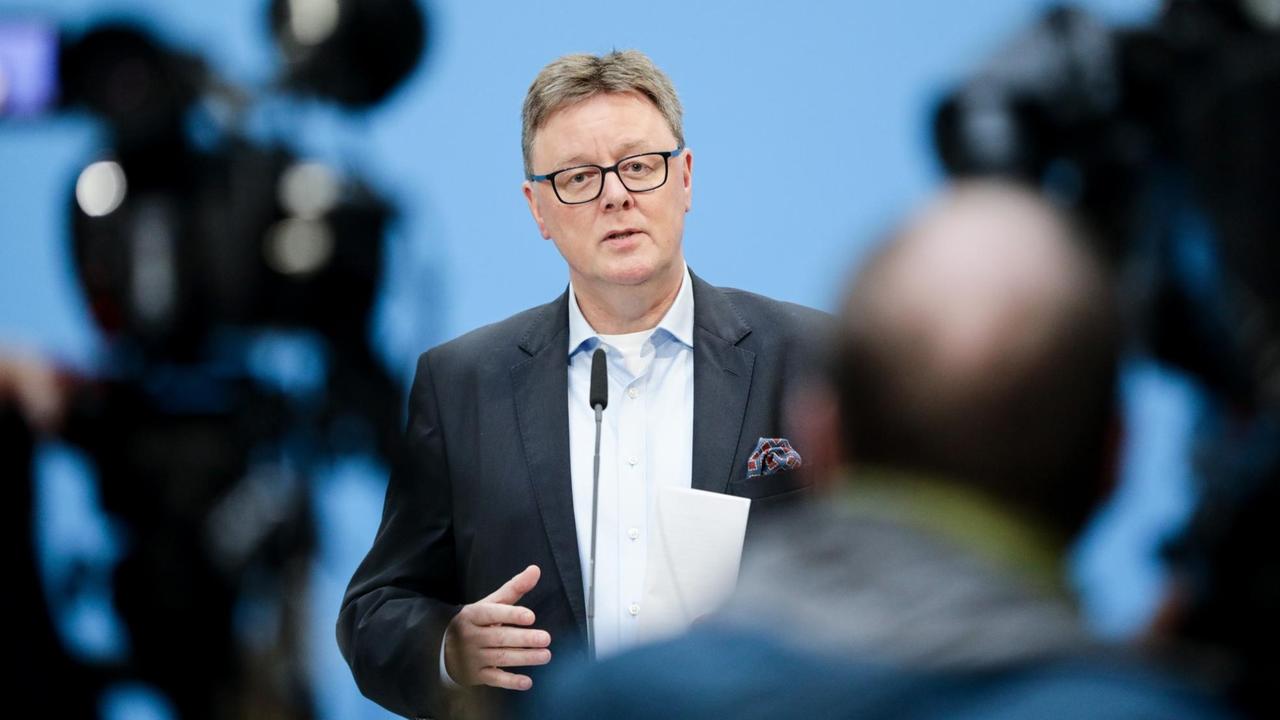 Michael Grosse-Brömer, Erster Parlamentarischer Geschäftsführer der CDU/CSU-Fraktion im Deutschen Bundestag Michael Grosse-Brömer, Erster Parlamentarischer Geschäftsführer der CDU/CSU-Fraktion im Deutschen Bundestag