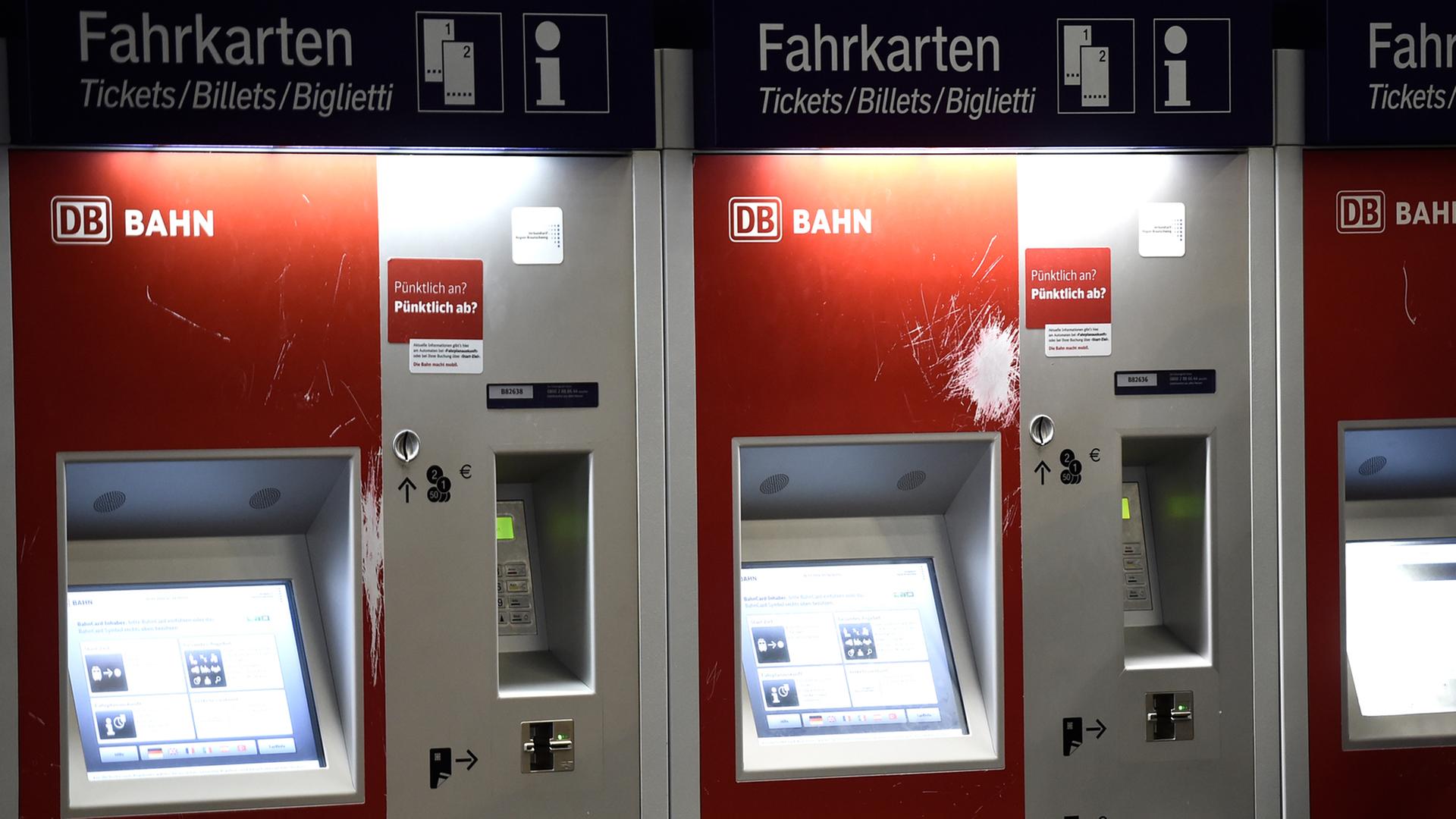 maximaliseren kennisgeving ziekte Fahrkartenautomaten der Bahn - Schutz mit Farbpatronen und DNA-Markierung |  deutschlandfunk.de