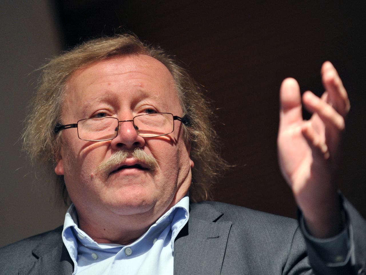 Peter Sloterdijk Peter Sloterdijk