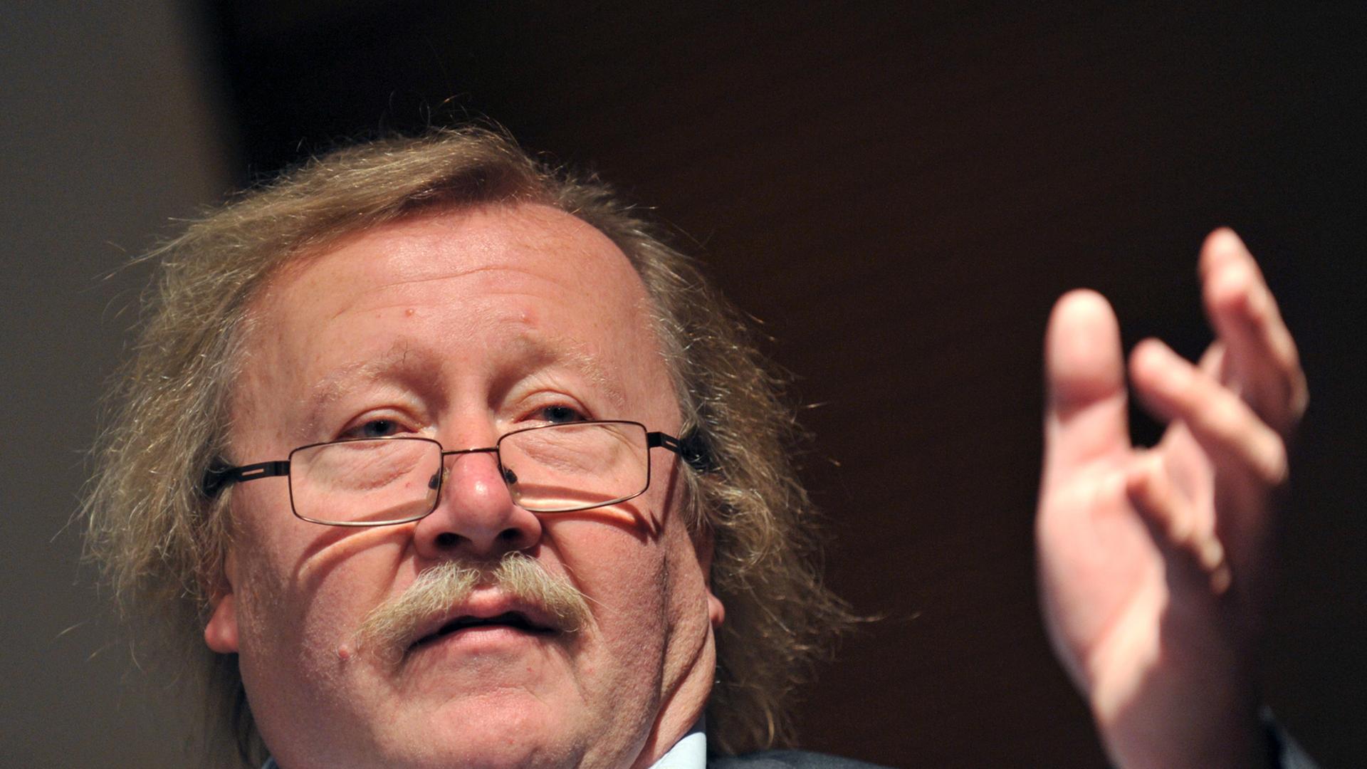 Peter Sloterdijk Peter Sloterdijk