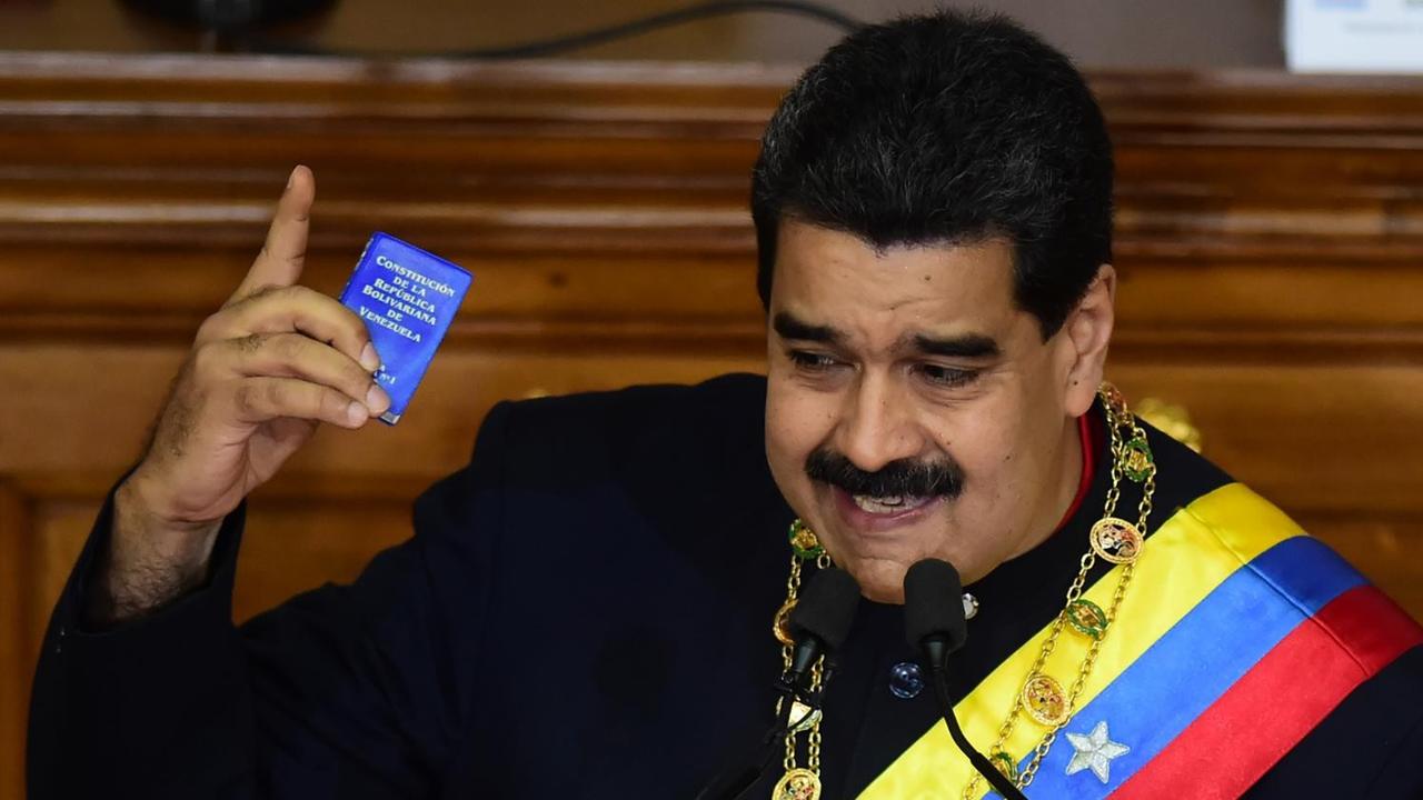 Der venezolanische Präsident Nicolas Maduro spricht in der Verfassungsgebenden Versammlung.