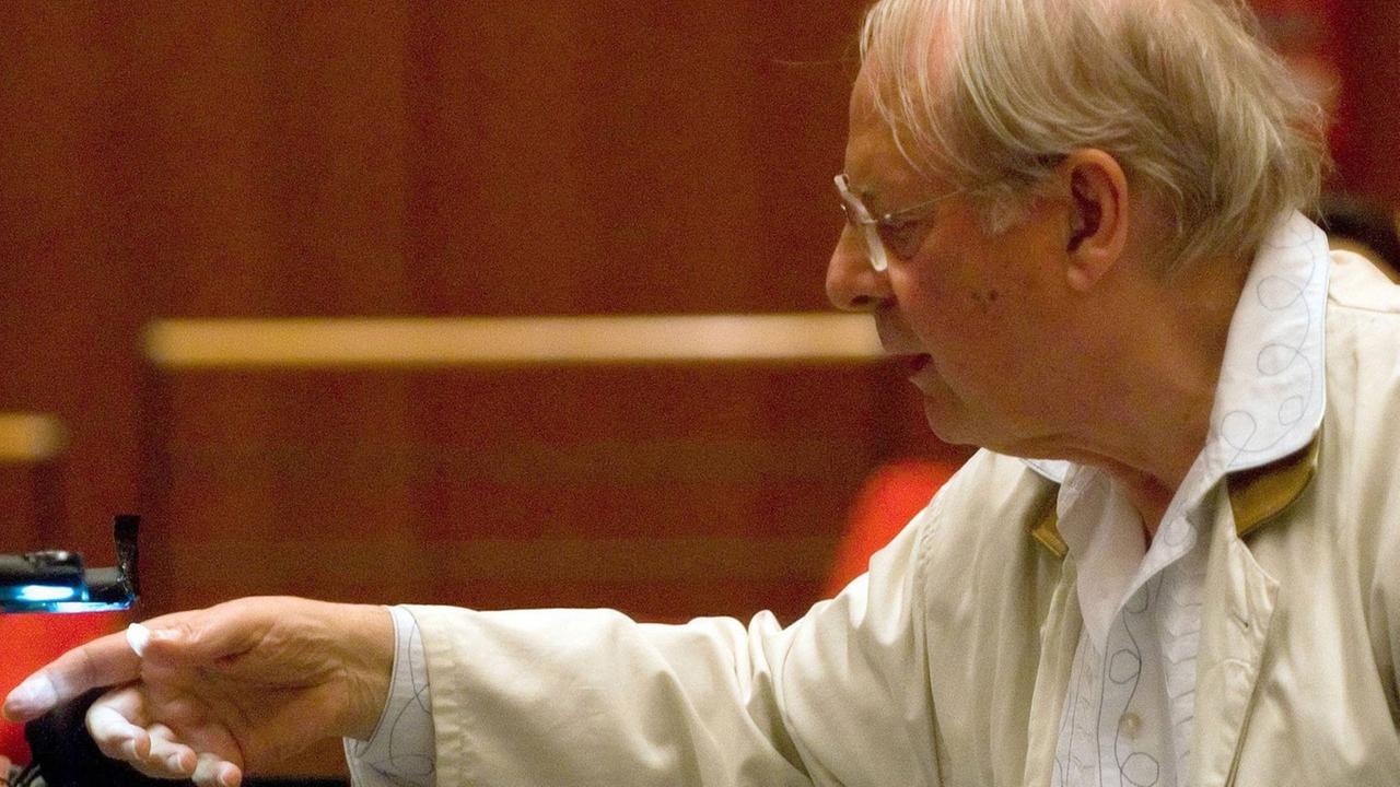Karlheinz Stockhausen (1928-2007). Eine Aufnahme vom 6. Mai 2007 in Rom. Karlheinz Stockhausen (1928-2007). Eine Aufnahme vom 6. Mai 2007 in Rom.