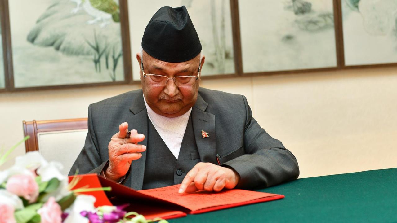 Khadga Prasad Oli, Premierminster von Nepal. Khadga Prasad Oli, Premierminster von Nepal.