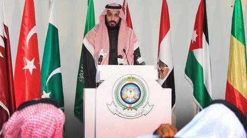 Prinz Mohammed bin Salman gab als saudischer Verteidiungsminister am 15.12.2015 eine Pressekonferenz.
