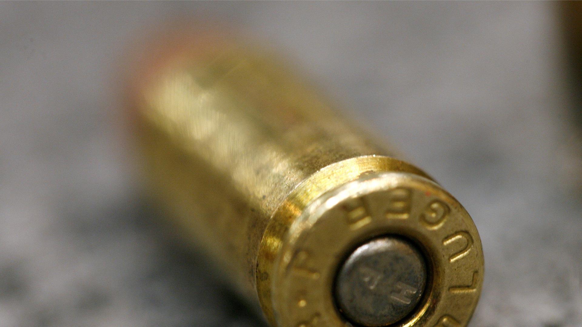 Eine Neun-Millimeter-Patrone Eine Neun-Millimeter-Patrone
