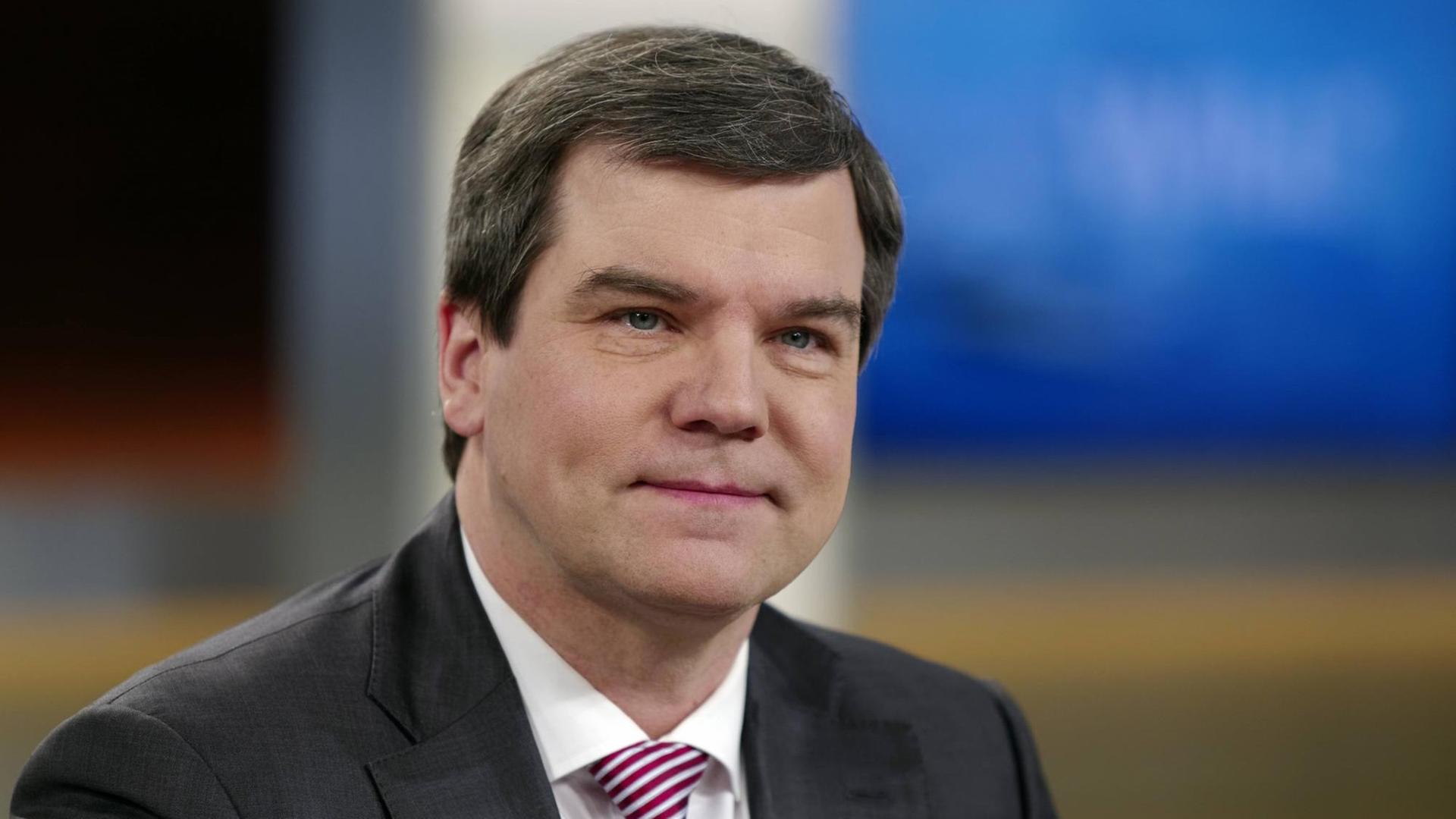 Ralph Freund, Vizepräsident der Republicans Overseas Germany, zu Gast in der Talkshow von Anne Will im Ersten. Ralph Freund, Vizepräsident der Republicans Overseas Germany, zu Gast in der Talkshow von Anne Will im Ersten.