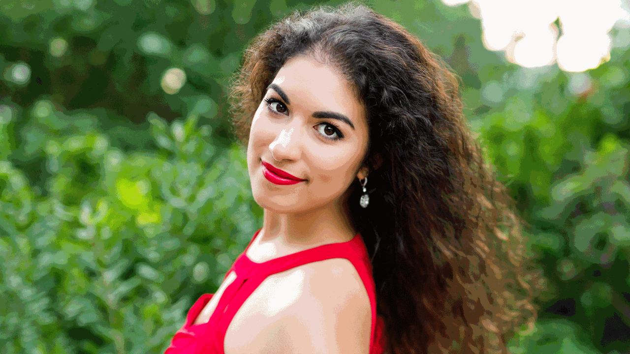 Die Sopranistin Sophia Burgos Die Sopranistin Sophia Burgos