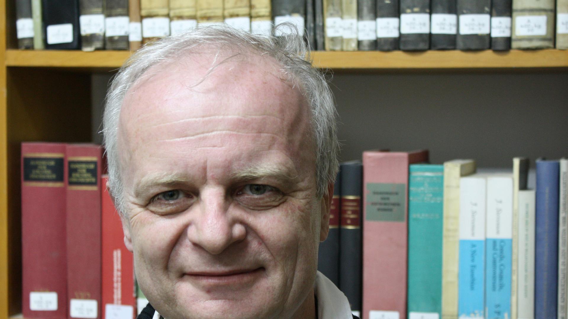Dieter Vieweger im Porträt Dieter Vieweger im Porträt