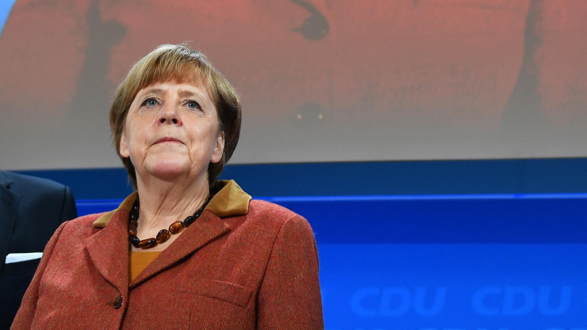 Die CDU-Vorsitzende und Bundeskanzlerin Angela Merkel am 02.12.2016 im thüringischen Jena auf einer CDU- Regionalkonferenz Die CDU-Vorsitzende und Bundeskanzlerin Angela Merkel am 02.12.2016 im thüringischen Jena auf einer CDU- Regionalkonferenz