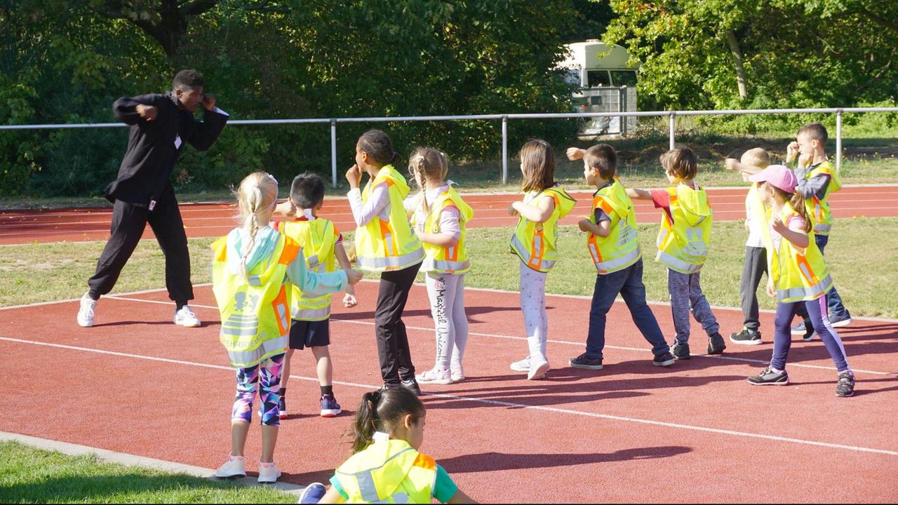 Interkulturelles Sportfest Für Schüler In Berlin - Die Nationalität Ist ...