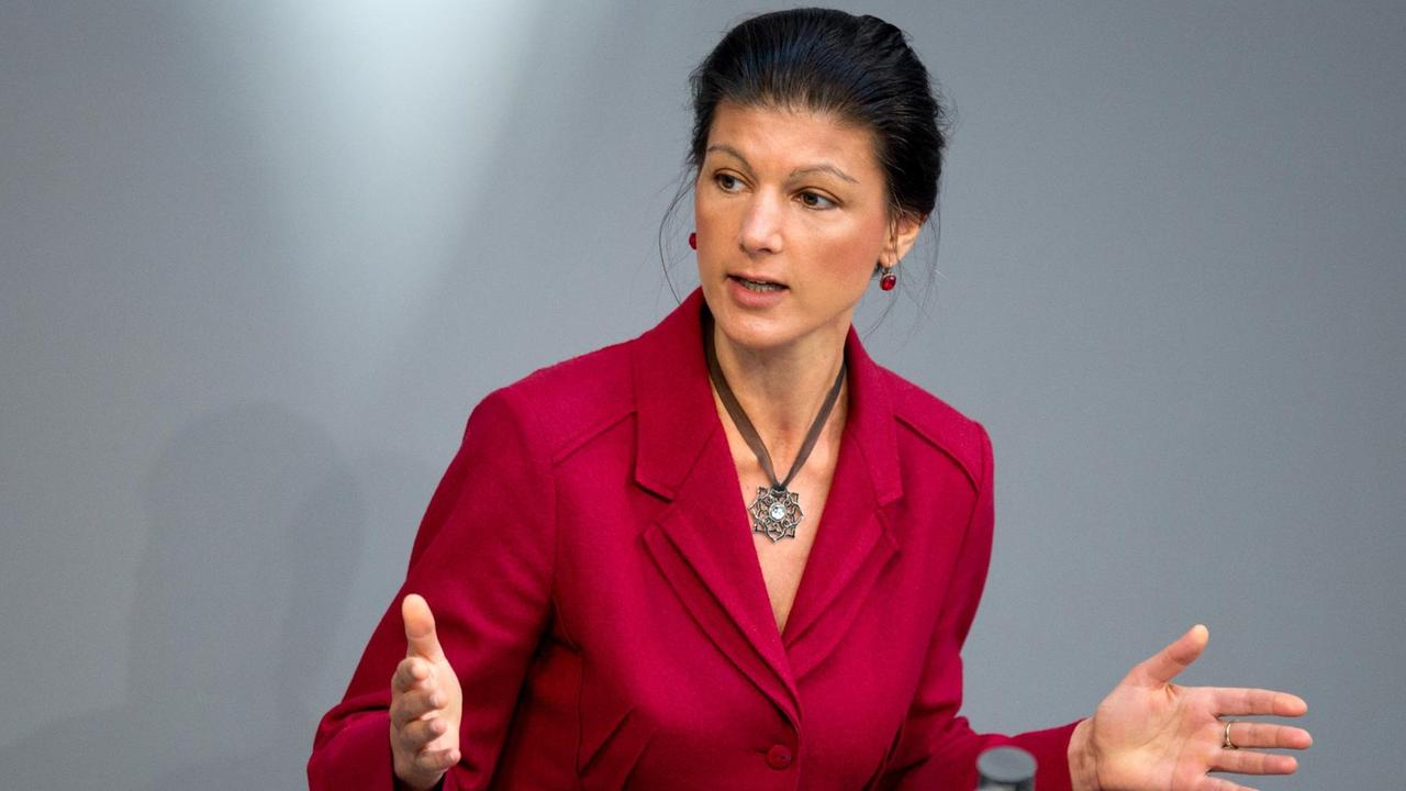 Sahra Wagenknecht während einer Rede im Bundestag. Sahra Wagenknecht während einer Rede im Bundestag.