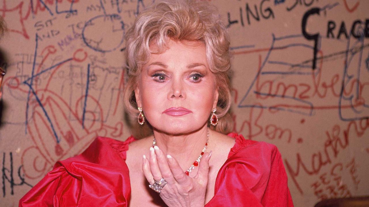 Die Schauspielerin Zsa Zsa Gabor, aufgenommen zirka 1990 in Köln. Die Schauspielerin Zsa Zsa Gabor, aufgenommen zirka 1990 in Köln.