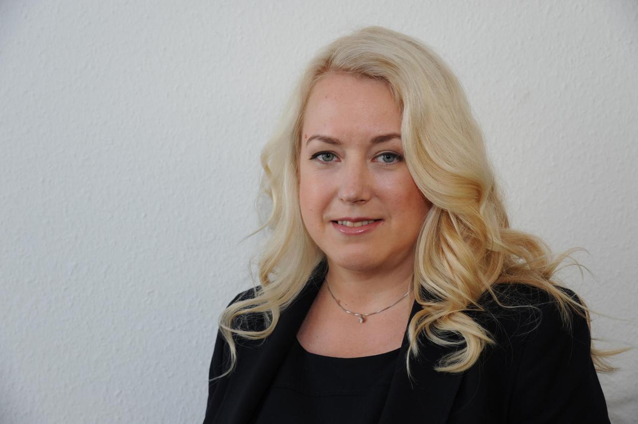 Die Juristin und Publizistin Liane Bednarz aufgenommen am 27.09.2015 in Köln. Die Juristin und Publizistin Liane Bednarz aufgenommen am 27.09.2015 in Köln.