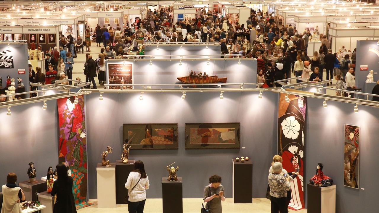 Kunstmesse in Moskau Kunstmesse in Moskau