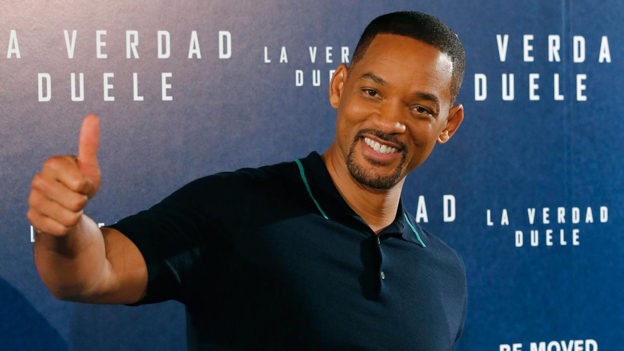 Der US-Schauspieler Will Smith posiert am 27.1.2016 bei der Premiere des Films "Concussion - Erschütternde Wahrheit" in Madrid für die Fotografen., Spain, on 27 January 2016. EFE/Ballesteros Der US-Schauspieler Will Smith posiert bei der Premiere des Films "Concussion - Erschütternde Wahrheit" in Madrid für die Fotografen Der US-Schauspieler Will Smith posiert am 27.1.2016 bei der Premiere des Films "Concussion - Erschütternde Wahrheit" in Madrid für die Fotografen., Spain, on 27 January 2016. EFE/Ballesteros Der US-Schauspieler Will Smith posiert bei der Premiere des Films "Concussion - Erschütternde Wahrheit" in Madrid für die Fotografen