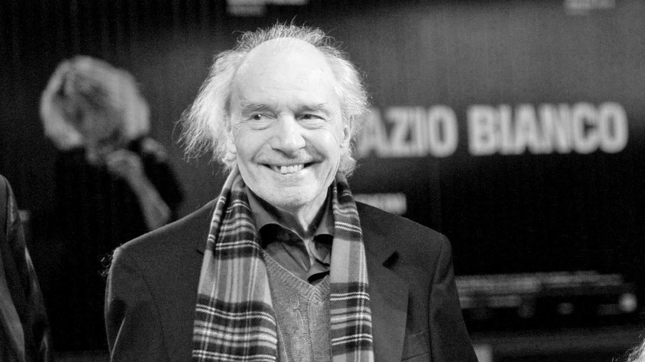 Der französische Filmregisseur Jacques Rivette beim Festival von Venedig 2009 Der französische Filmregisseur Jacques Rivette beim Festival von Venedig 2009