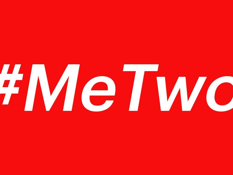 Der Begriff #MeTwo vor rotem Hintergrund.