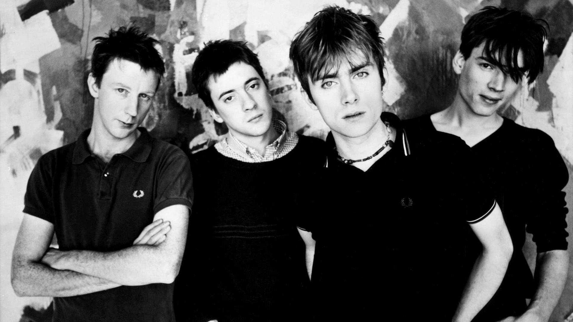 Die Indie/Alternative Rock Band "Blur": Graham Coxon, Dave Rowntree, Alex James & Damon Albarn, 1994. Die Indie/Alternative Rock Band "Blur": Graham Coxon, Dave Rowntree, Alex James & Damon Albarn, 1994.