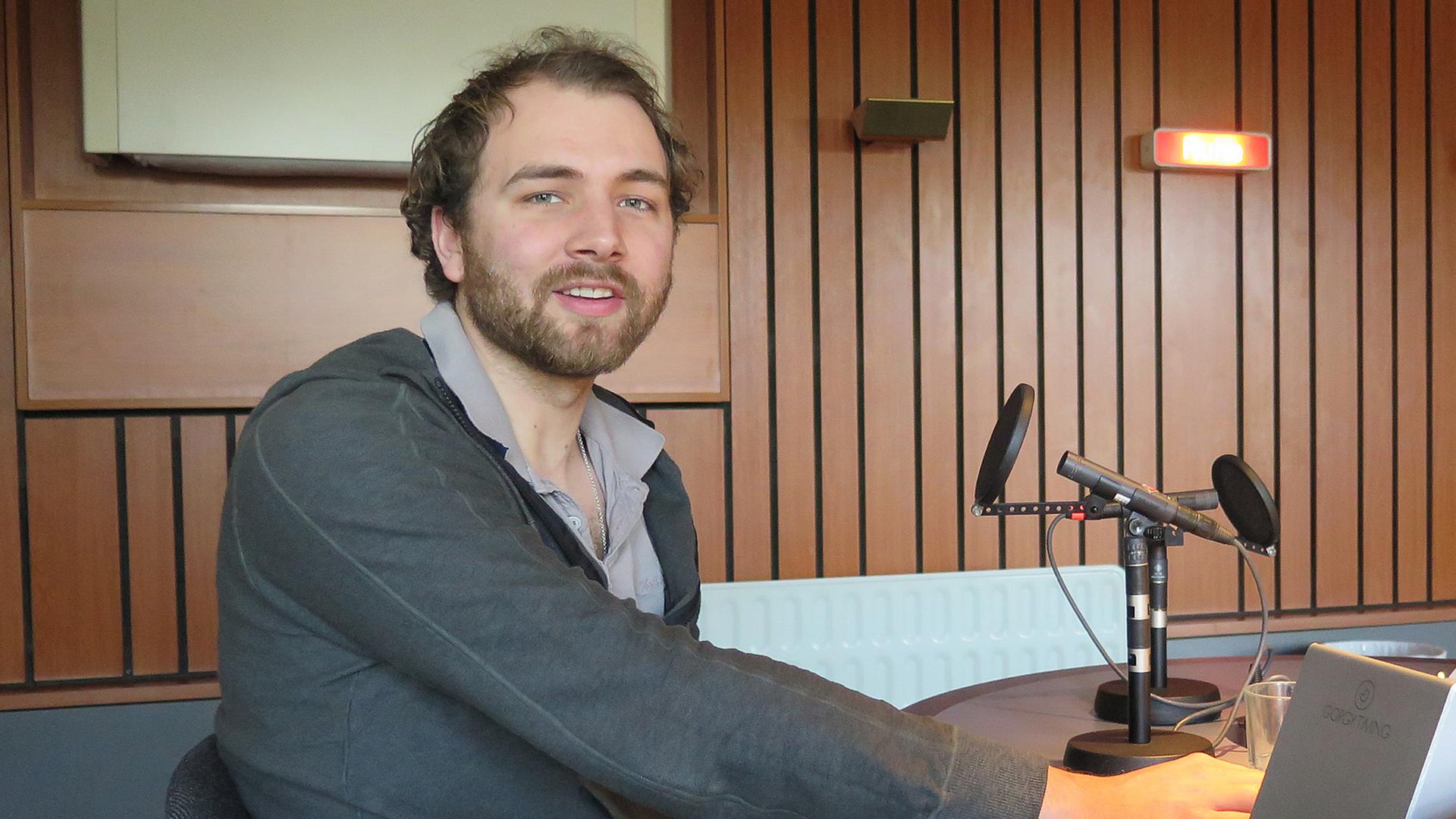 Der Theaterregisseur Christopher Rüping war zu Gast in unserer Sendung "Rang 1". Der Theaterregisseur Christopher Rüping war zu Gast in unserer Sendung "Rang 1".