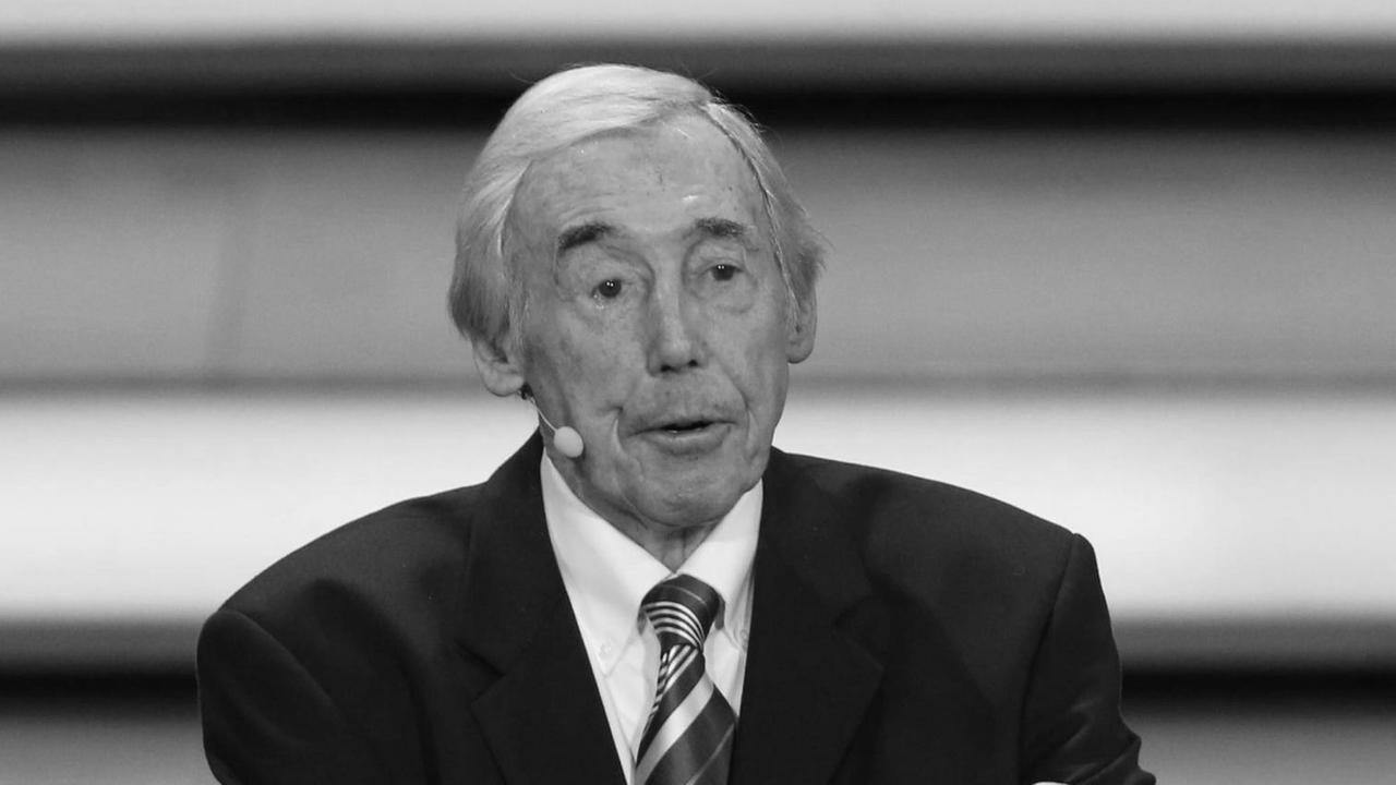 Der englische Torhüter Gordon Banks. Der englische Torhüter Gordon Banks.