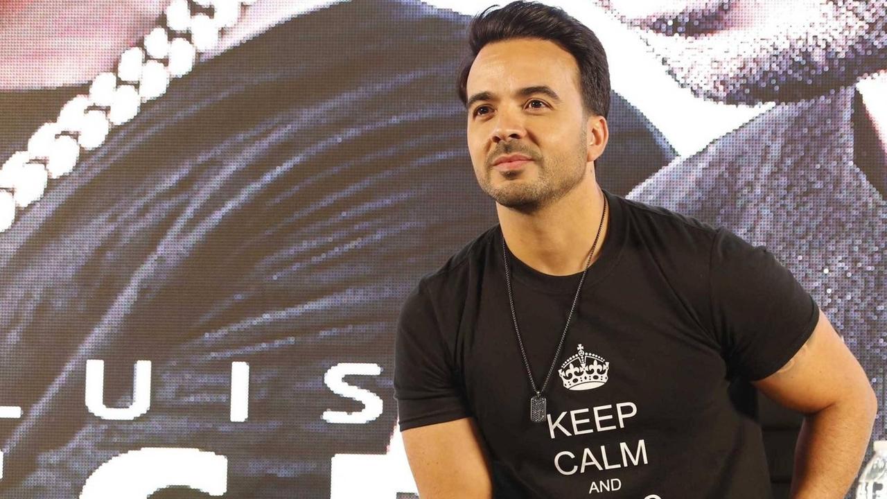 Ein Portrait des Musikers Luis Fonsi. Sein Hit Despacito ist eines der meistgesehensten YouTube-Clip. Ein Portrait des Musikers Luis Fonsi. Sein Hit Despacito ist eines der meistgesehensten YouTube-Clip.