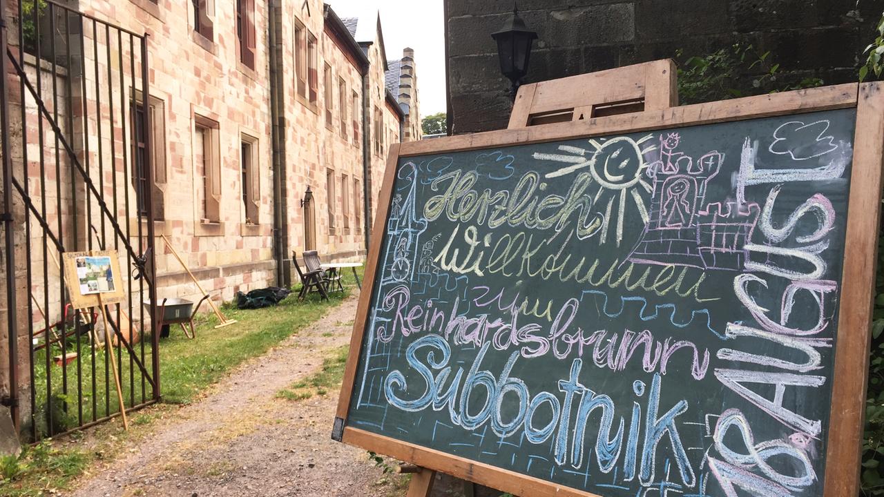 Leider liegt für dieses Bild keine Bildbeschreibung vor Leider liegt für dieses Bild keine Bildbeschreibung vor