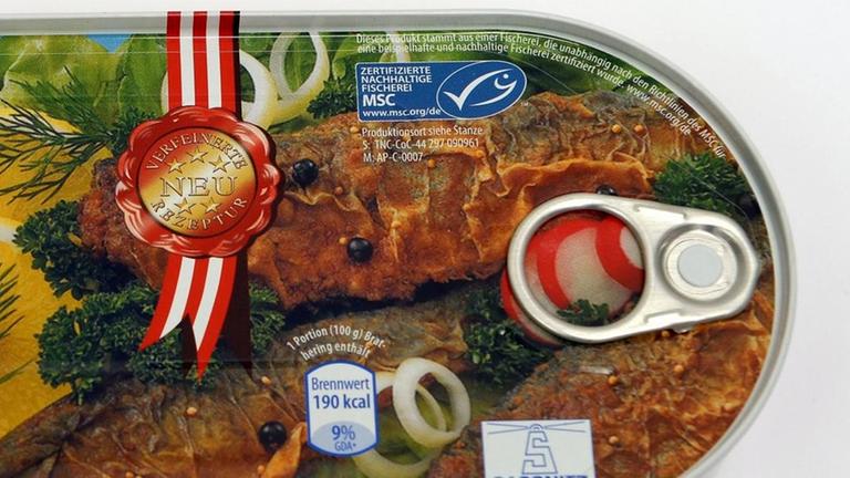Rostock, Hering (Brathering) mit MSC Siegel. Rostock Herring Fried herring with MSC Seal Rostock, Hering (Brathering) mit MSC Siegel. Rostock Herring Fried herring with MSC Seal