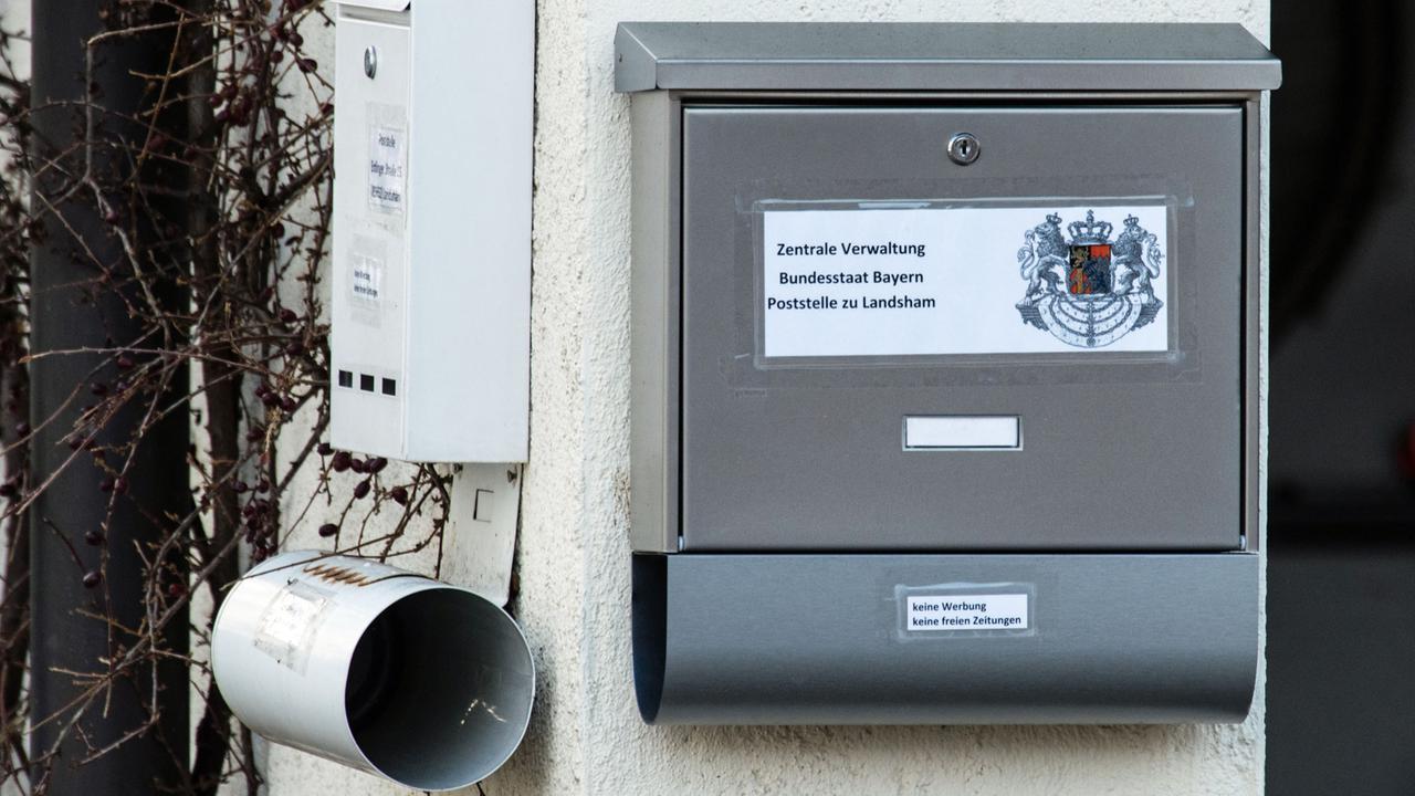 Leider liegt für dieses Bild keine Bildbeschreibung vor Leider liegt für dieses Bild keine Bildbeschreibung vor