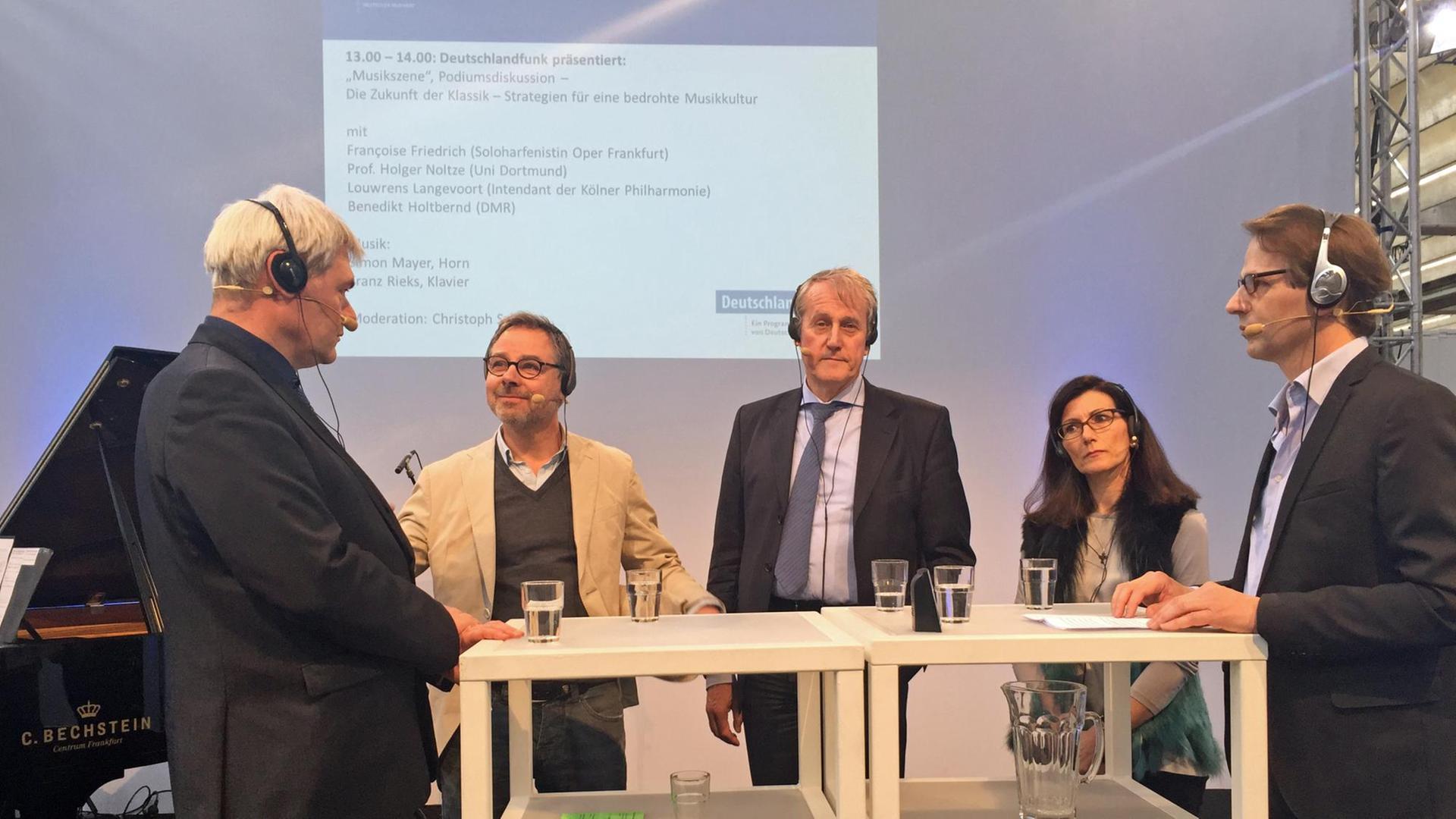 Leider liegt für dieses Bild keine Bildbeschreibung vor Leider liegt für dieses Bild keine Bildbeschreibung vor