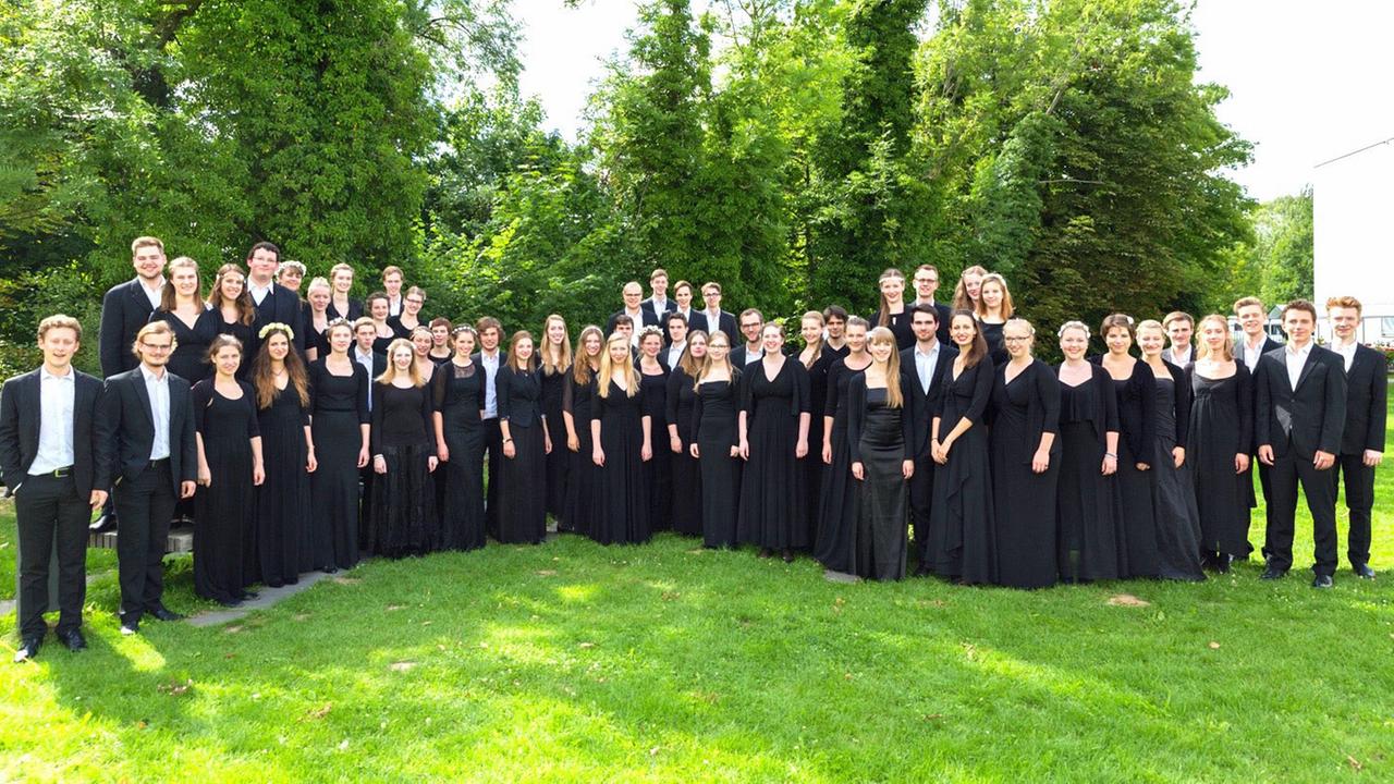 Der Landesjugendchor Niedersachsen Der Landesjugendchor Niedersachsen