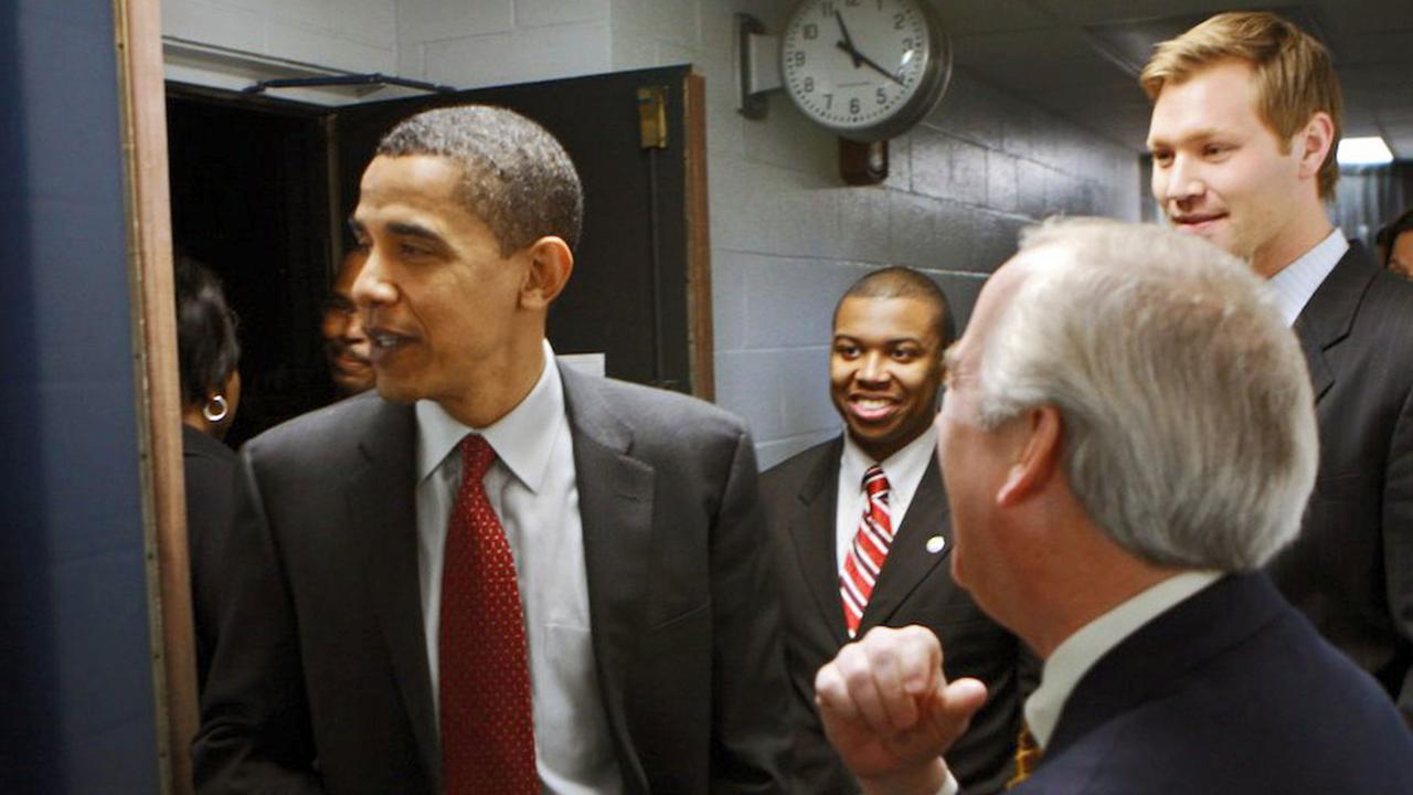 Der Politikwissenschaftler Julius Van der Laar (rechts hinten) im Wahlkampf für Barack Obama im Jahr 2008 Der Politikwissenschaftler Julius Van der Laar (rechts hinten) im Wahlkampf für Barack Obama im Jahr 2008