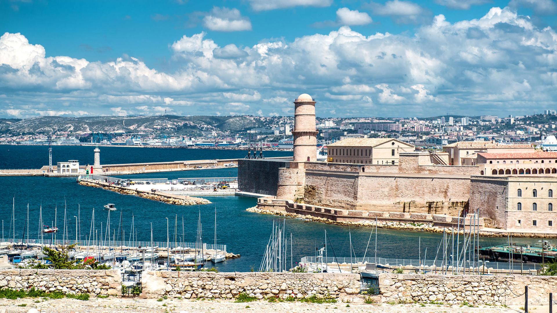 Blick auf das Fort Saint Nicholas in Marseille, Frankreich. Blick auf das Fort Saint Nicholas in Marseille, Frankreich.