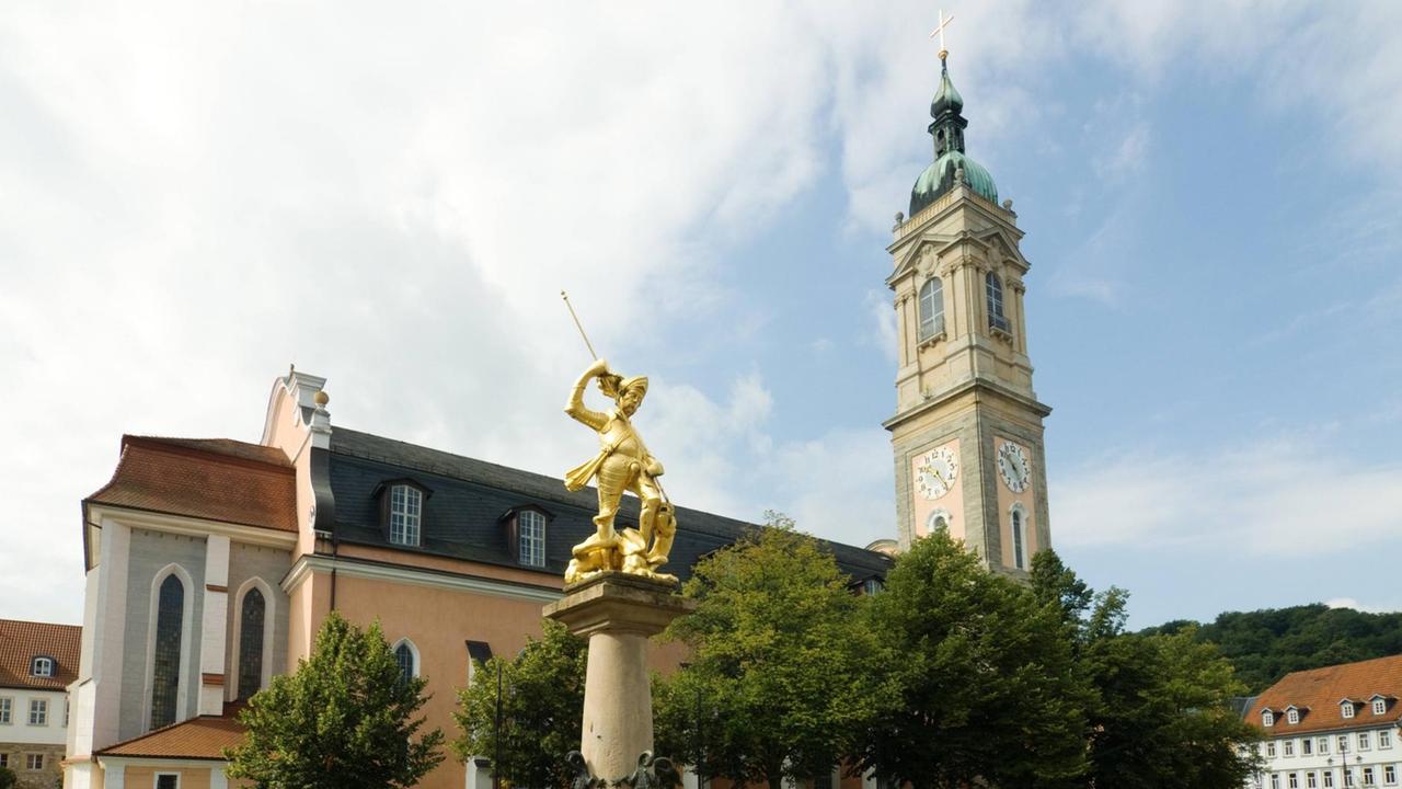 Marktplatz Eisenach mit Georgenkirche und Georgenbrunnen