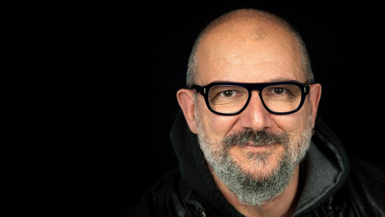 Porträt des Theaterregisseurs Antonio Latella. Porträt des Theaterregisseurs Antonio Latella.