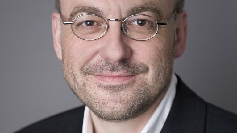 Thomas Bauer im Porträt. Thomas Bauer im Porträt.