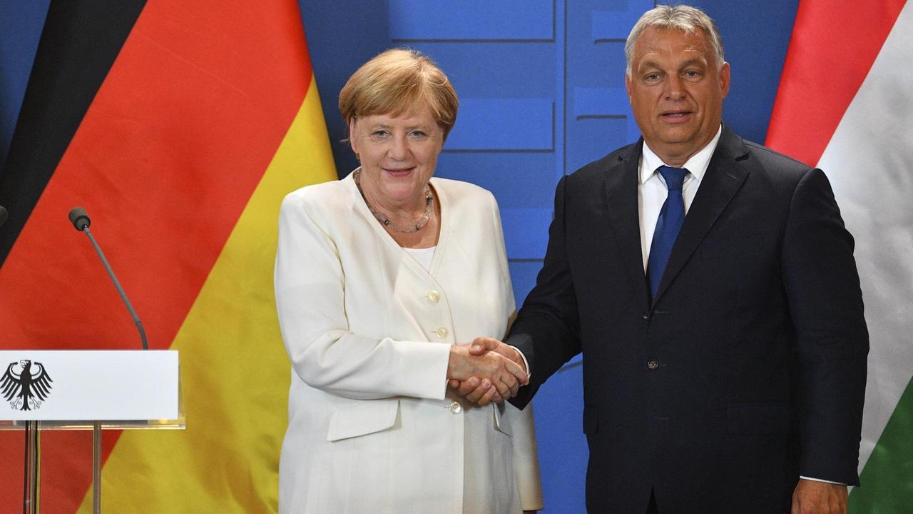 Bundeskanzlerin Merkel und der ungarische Regierungschef Orban in Sopron. Bundeskanzlerin Merkel und der ungarische Regierungschef Orban in Sopron.