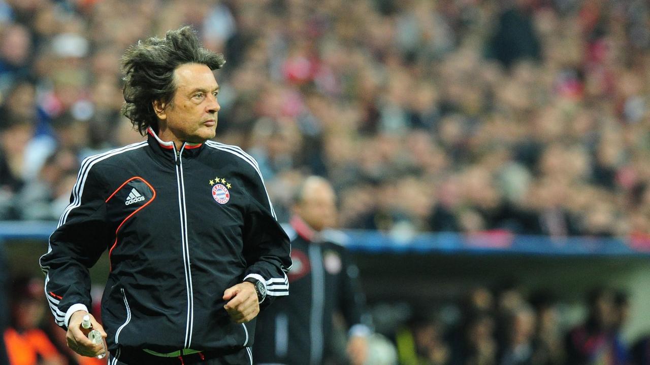Hans-Wilhelm Müller-Wohlfahrt, Mannschaftsarzt beim DFB und FC Bayern München Hans-Wilhelm Müller-Wohlfahrt, Mannschaftsarzt beim DFB und FC Bayern München
