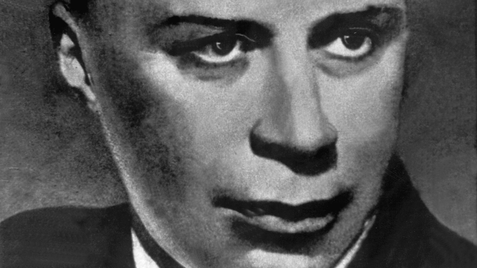 Undatierte Aufnahme des russischen Komponisten und Pianisten Sergej Prokofjew. Er wurde am 27. April 1891 in Sonzowka geboren und ist am 5. März 1953 in Moskau gestorben. Undatierte Aufnahme des russischen Komponisten und Pianisten Sergej Prokofjew. Er wurde am 27. April 1891 in Sonzowka geboren und ist am 5. März 1953 in Moskau gestorben.