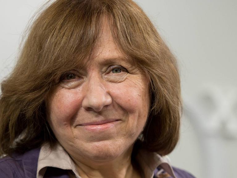 Die weißrussische Schriftstellerin Swetlana Alexijewitsch, Oktober 2013 auf der Frankfurter Buchmesse
