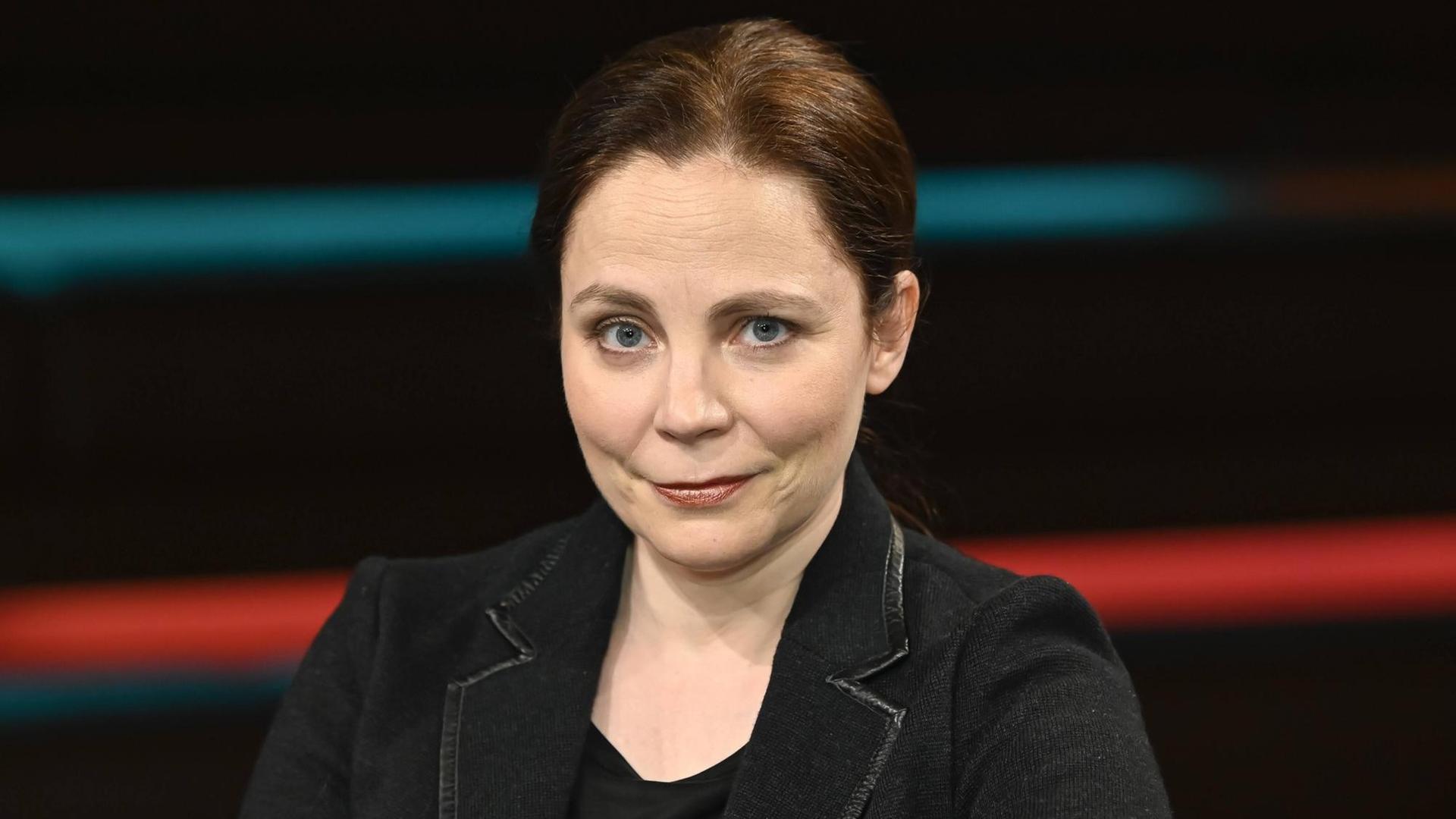Porträt von Thea Dorn, 2020. Porträt von Thea Dorn, 2020.