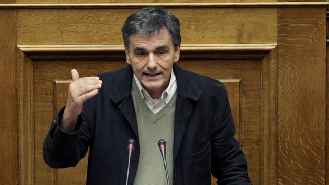 Vize-Außenminister Euclid Tsakalotos spricht im griechischen Parlamanent