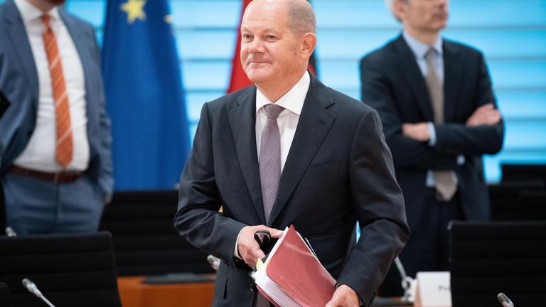 Olaf Scholz (SPD), Bundesminister der Finanzen, nimmt an der Sitzung des Bundeskabinetts im Bundeskanzleramt am 23.9.2020 teil. 