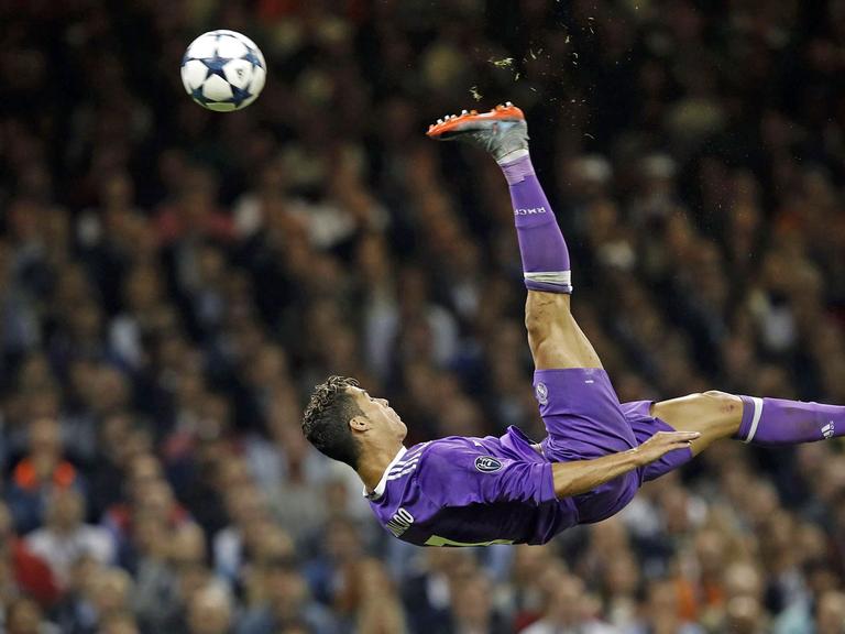 Fallrückzieher von Christiano Ronaldo beim Champions-League-Finale Juventus Turin gegen Real Madrid am 3. Juni 2017