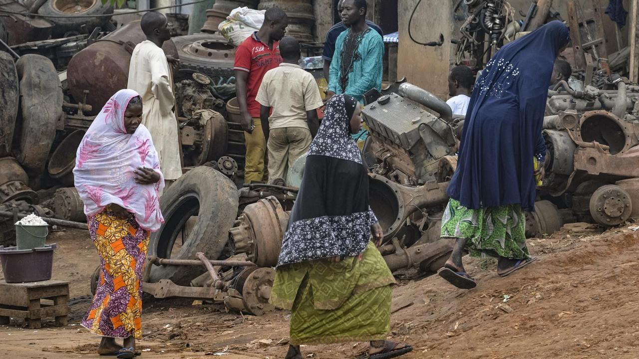 Im Norden Kameruns gibt es immer wieder Anschläge von Boko Haram. Im Norden Kameruns gibt es immer wieder Anschläge von Boko Haram.