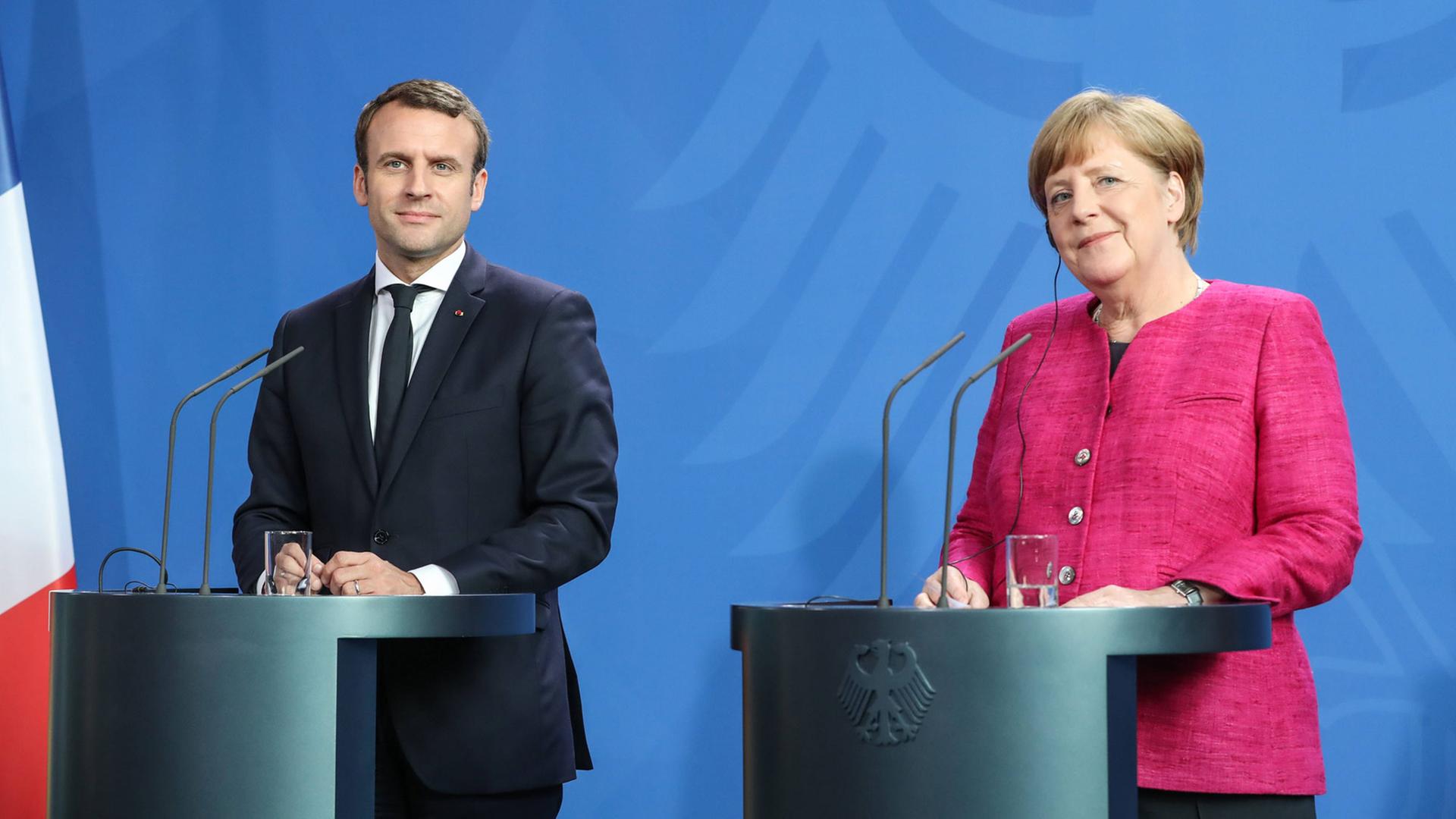 Frankreichs Präsident Emmanuel Macron mit Bundeskanzlerin Merkel in Berlin Frankreichs Präsident Emmanuel Macron mit Bundeskanzlerin Merkel in Berlin