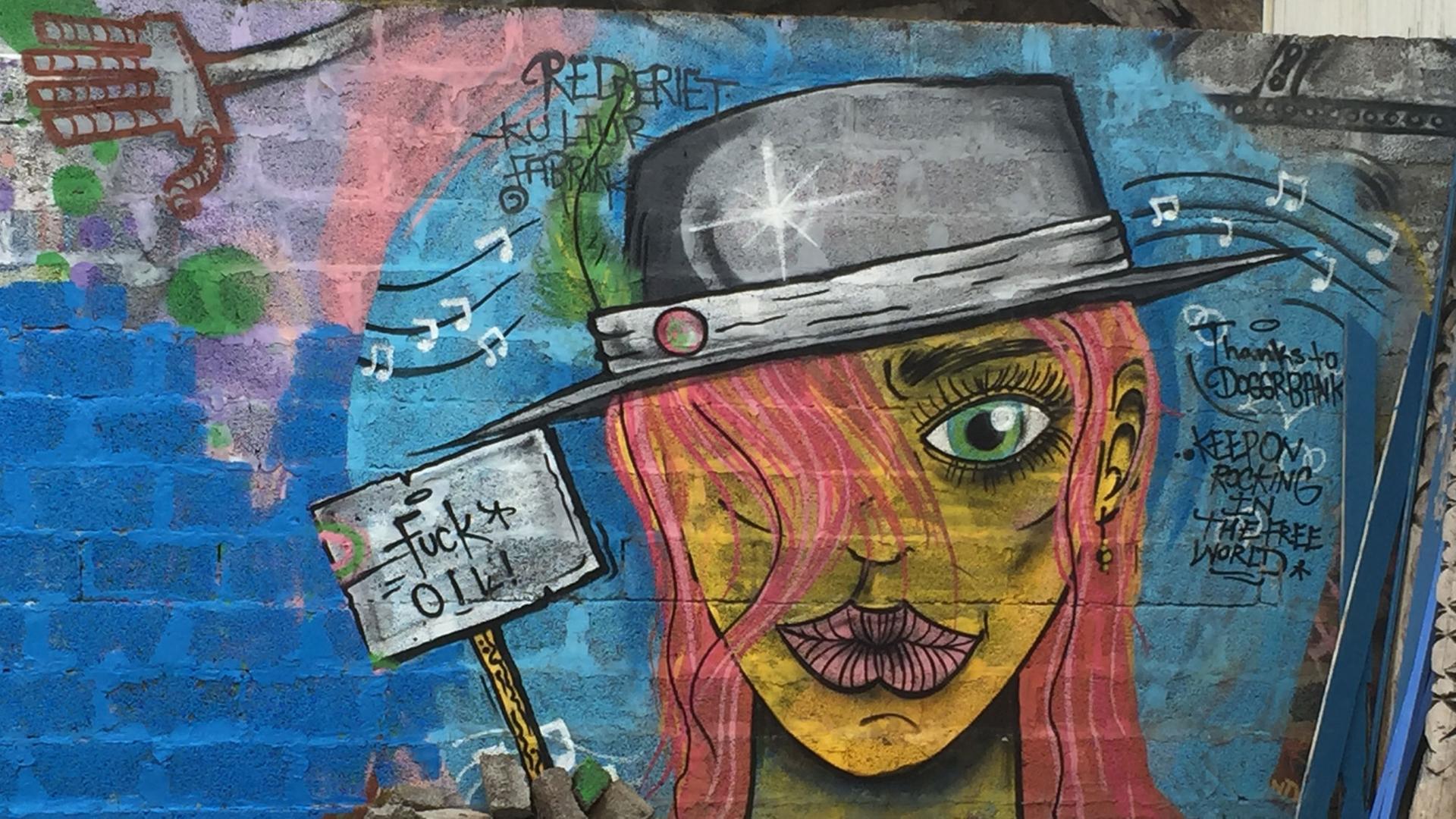 Graffiti bei alter Fischfabrik. Graffiti bei alter Fischfabrik.